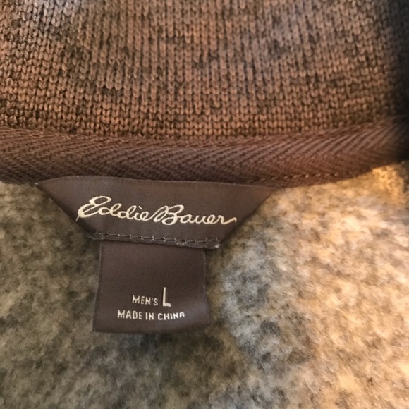 Eddie Bauer  Half-Zip Fleece Pullover - Picture 3 of 6